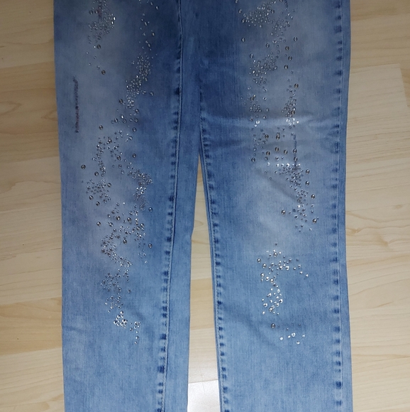 Tricotto Rhinestone Bling Embellished Jeans - Picture 4 of 10